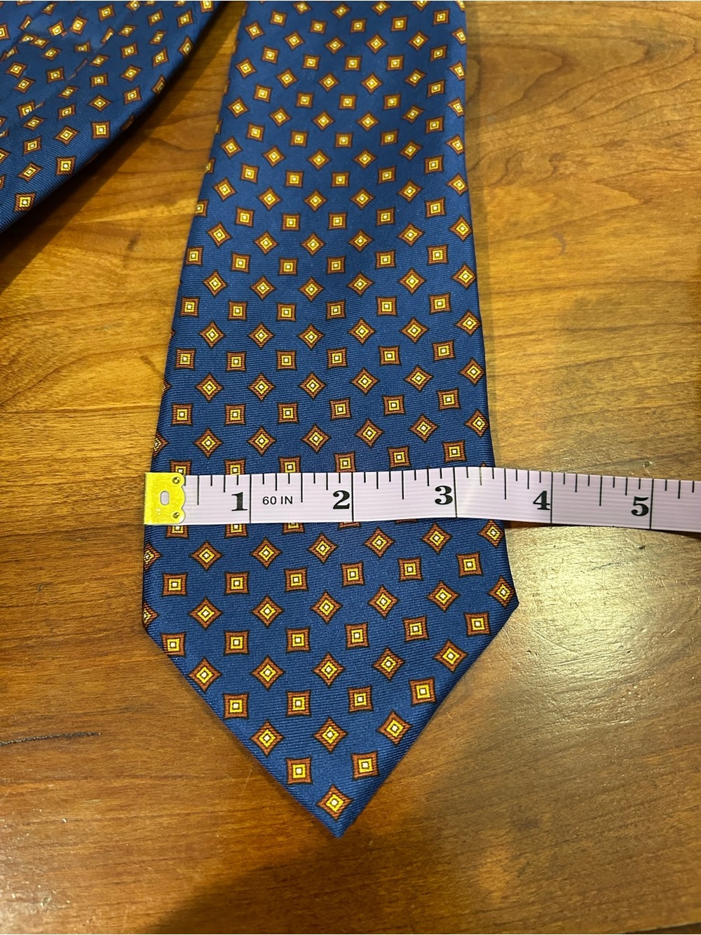 J. Press 100% Silk Made in Italy Blue Tie with Geometric Design Extra Long - Picture 3 of 5